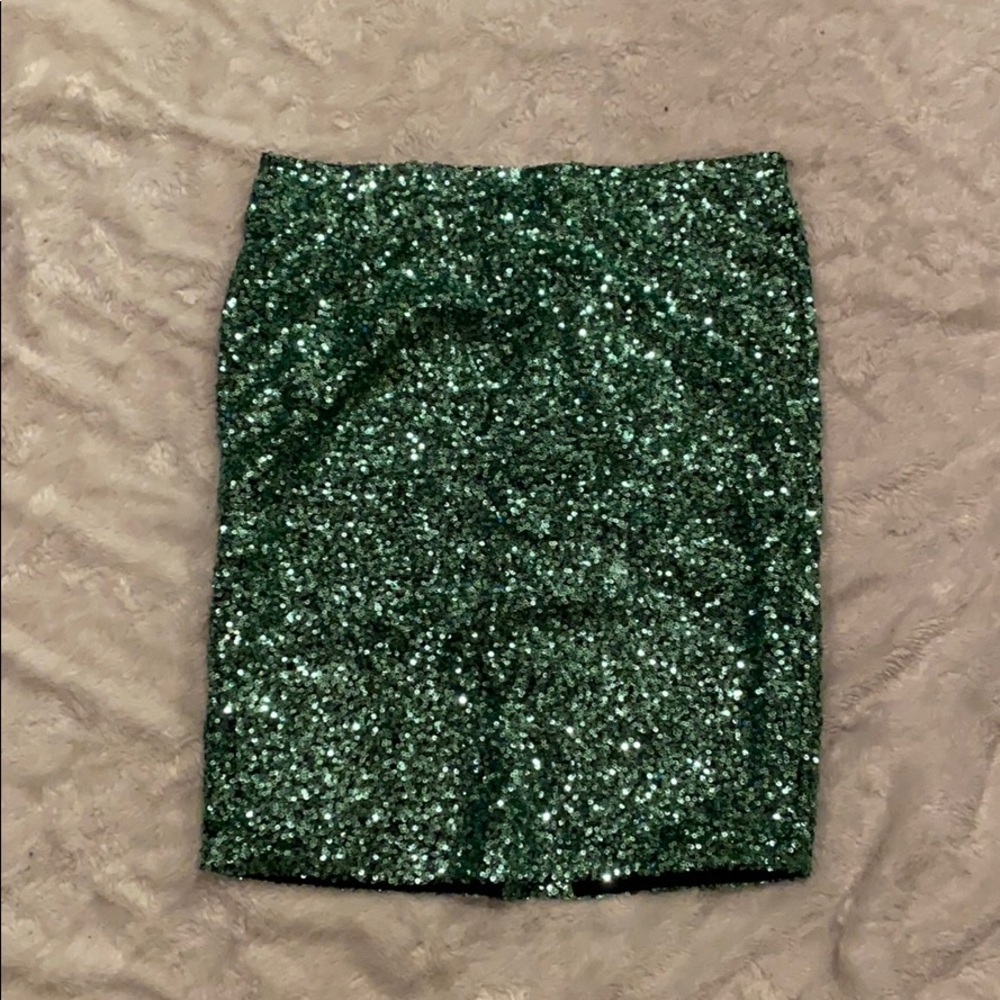COPY - Green sequin skirt ✨✨✨